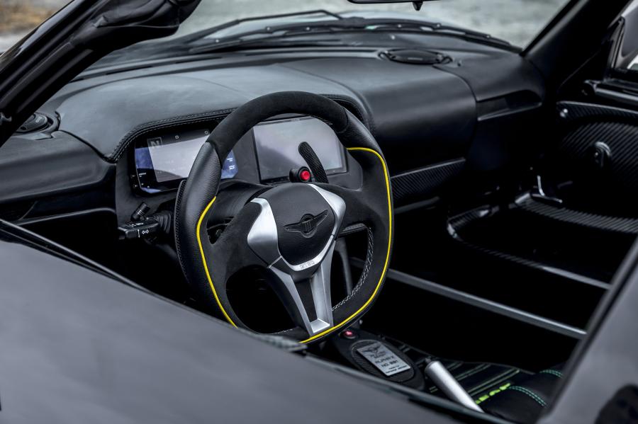 Панель приборов Rezvani Beast Alpha X Blackbird 2018 года  (фото 7 из 23)